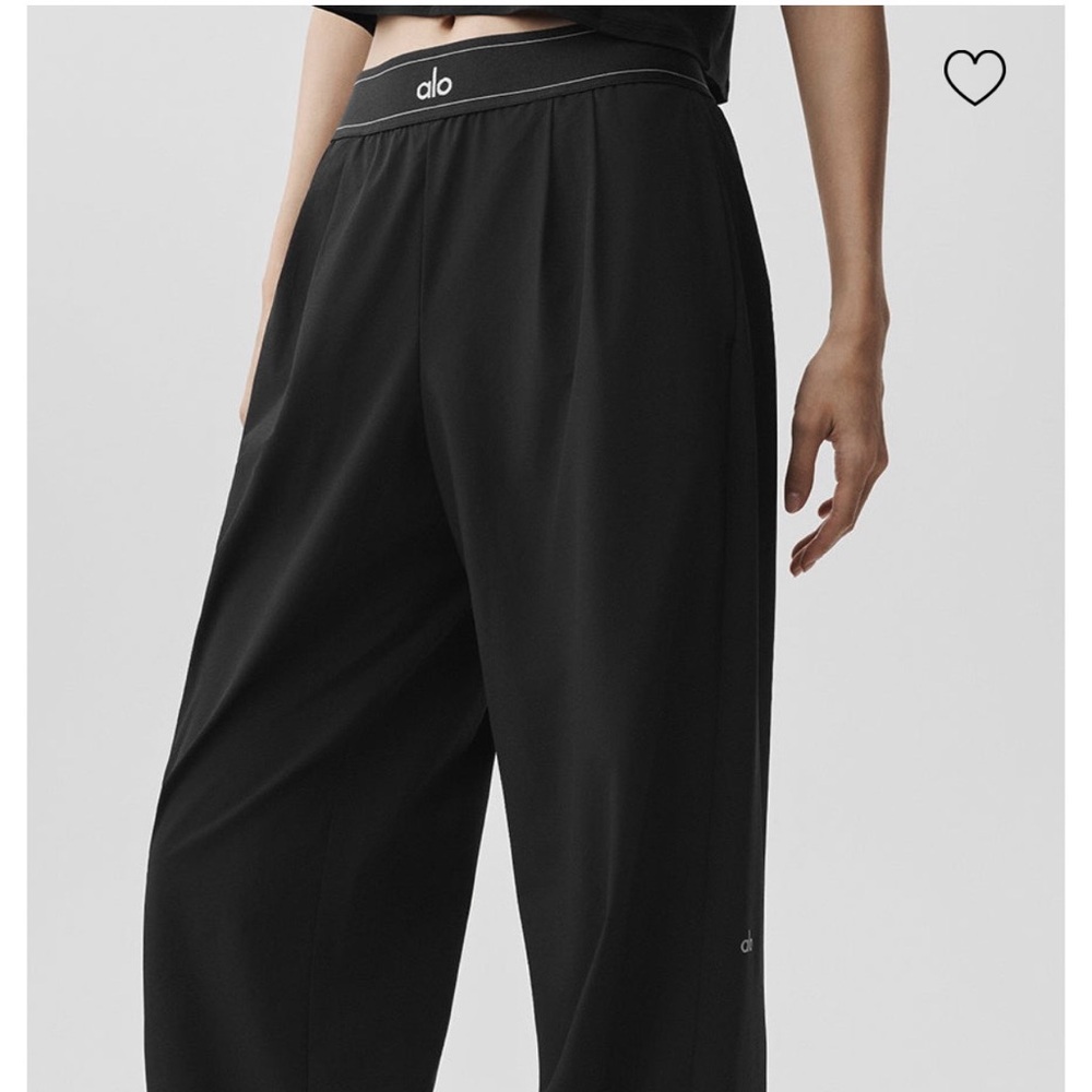 Alo Black SUIT UP TROUSER Relaxed Fit Pants (Regular)